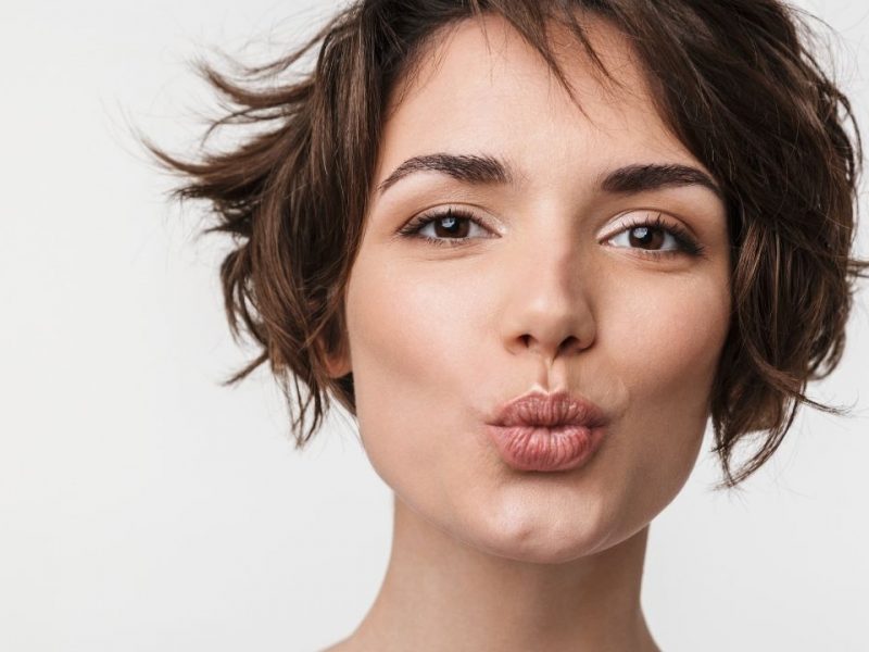 Mecanismul psihologic care le determină pe unele femei să-ți facă augmentare de buze